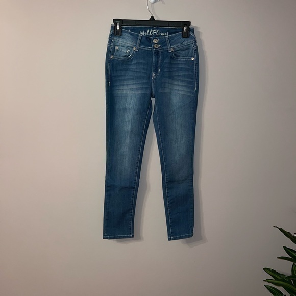 high waisted blue Wallflower Jean size 3 - Picture 1 of 7